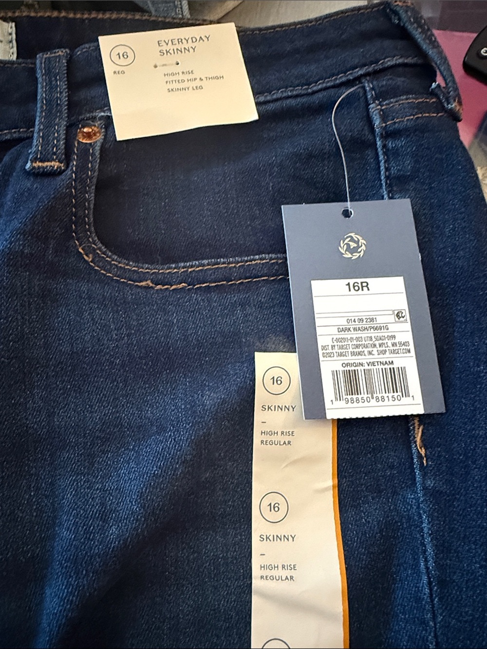 Universal Dark Wash Skinny Jeans - Navy Blue - Picture 3 of 4